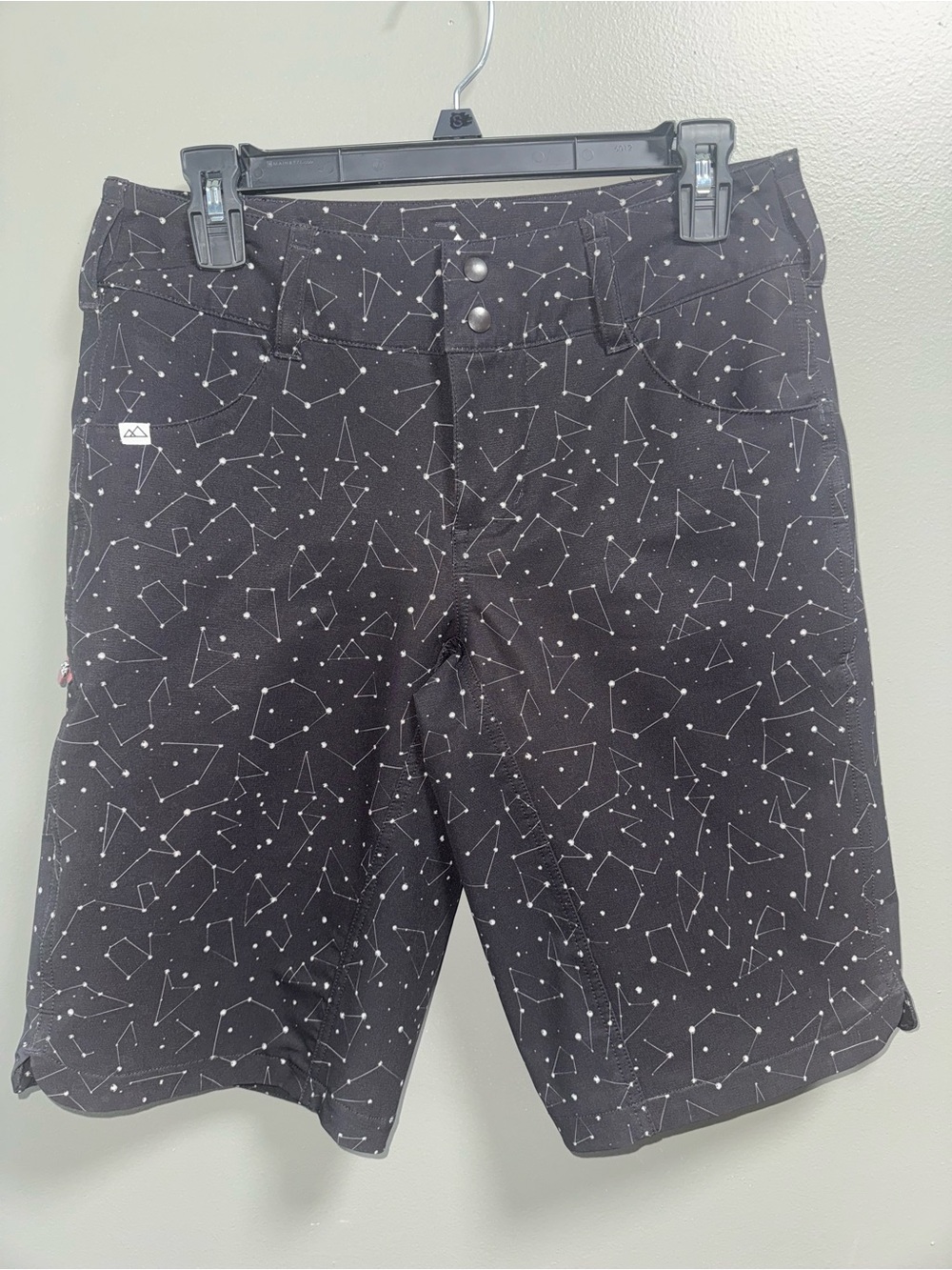 Wild Rye Kaweah Bike Shorts Women's Black Constellation Print Athletic Shorts 6